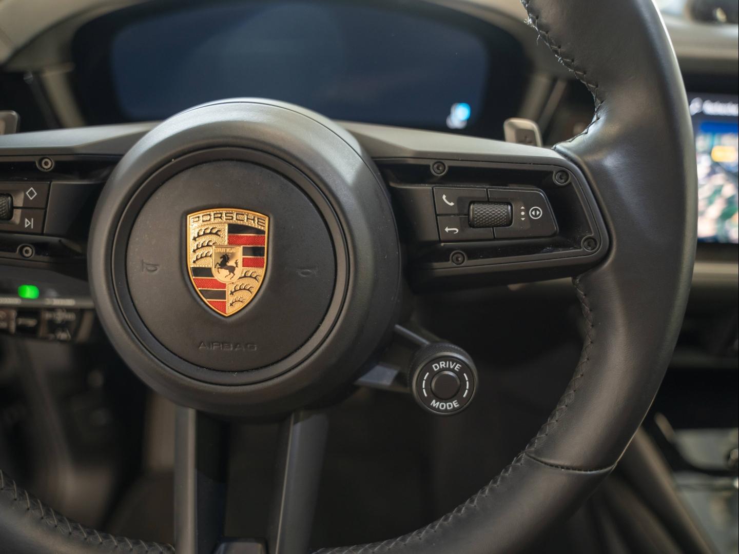 Voitures occasions PORSCHE CAYENNE E-Hybrid Montélimar