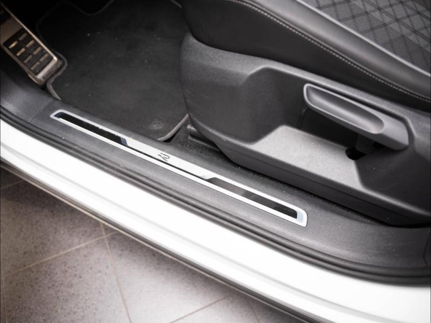 Voitures occasions VOLKSWAGEN TIGUAN R-Line Montélimar