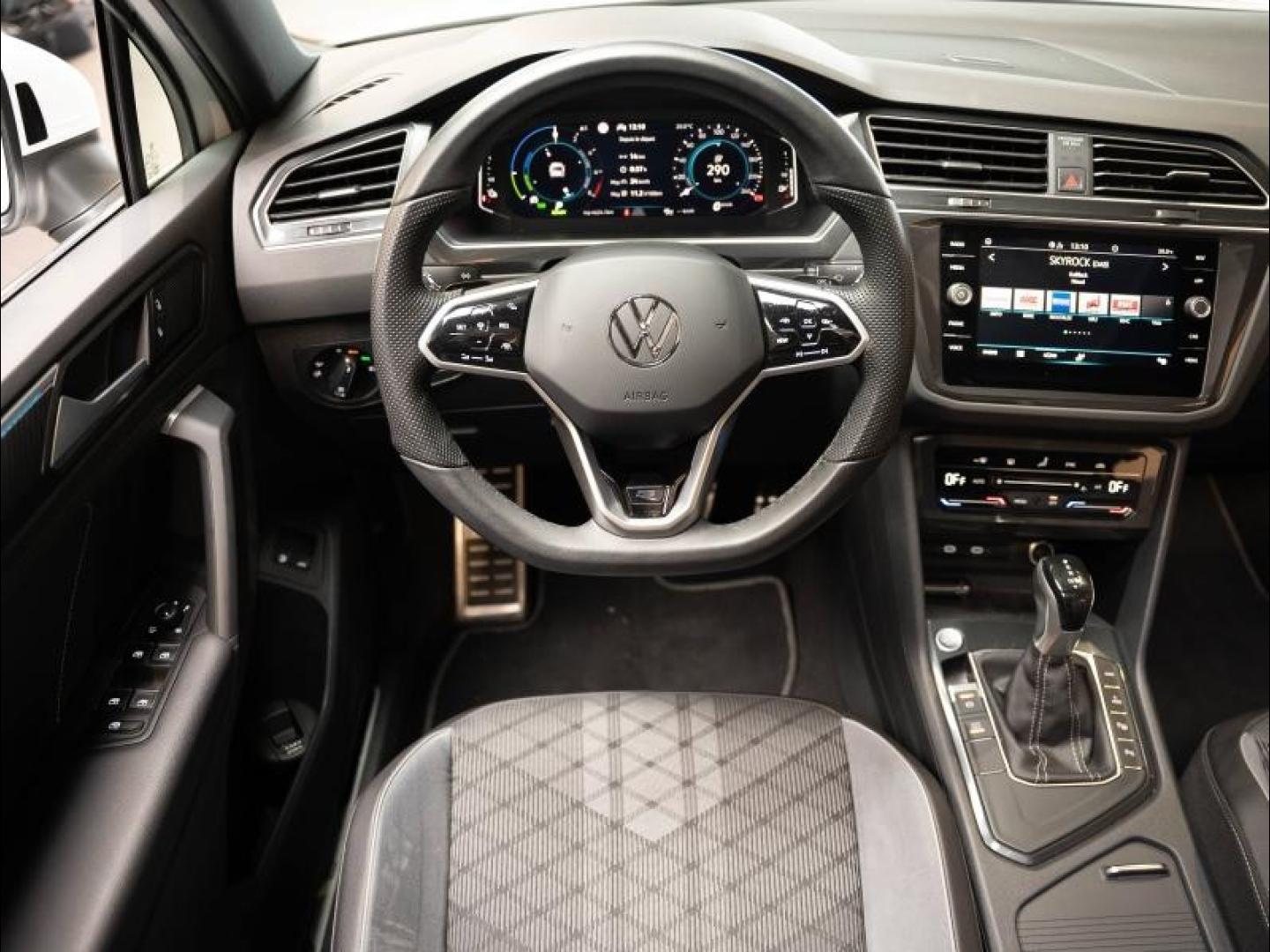 Voitures occasions VOLKSWAGEN TIGUAN R-Line Montélimar