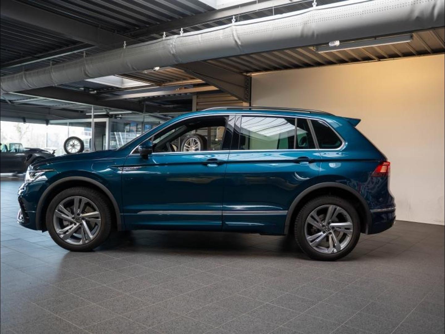 Voitures occasions VOLKSWAGEN TIGUAN R-Line Montélimar