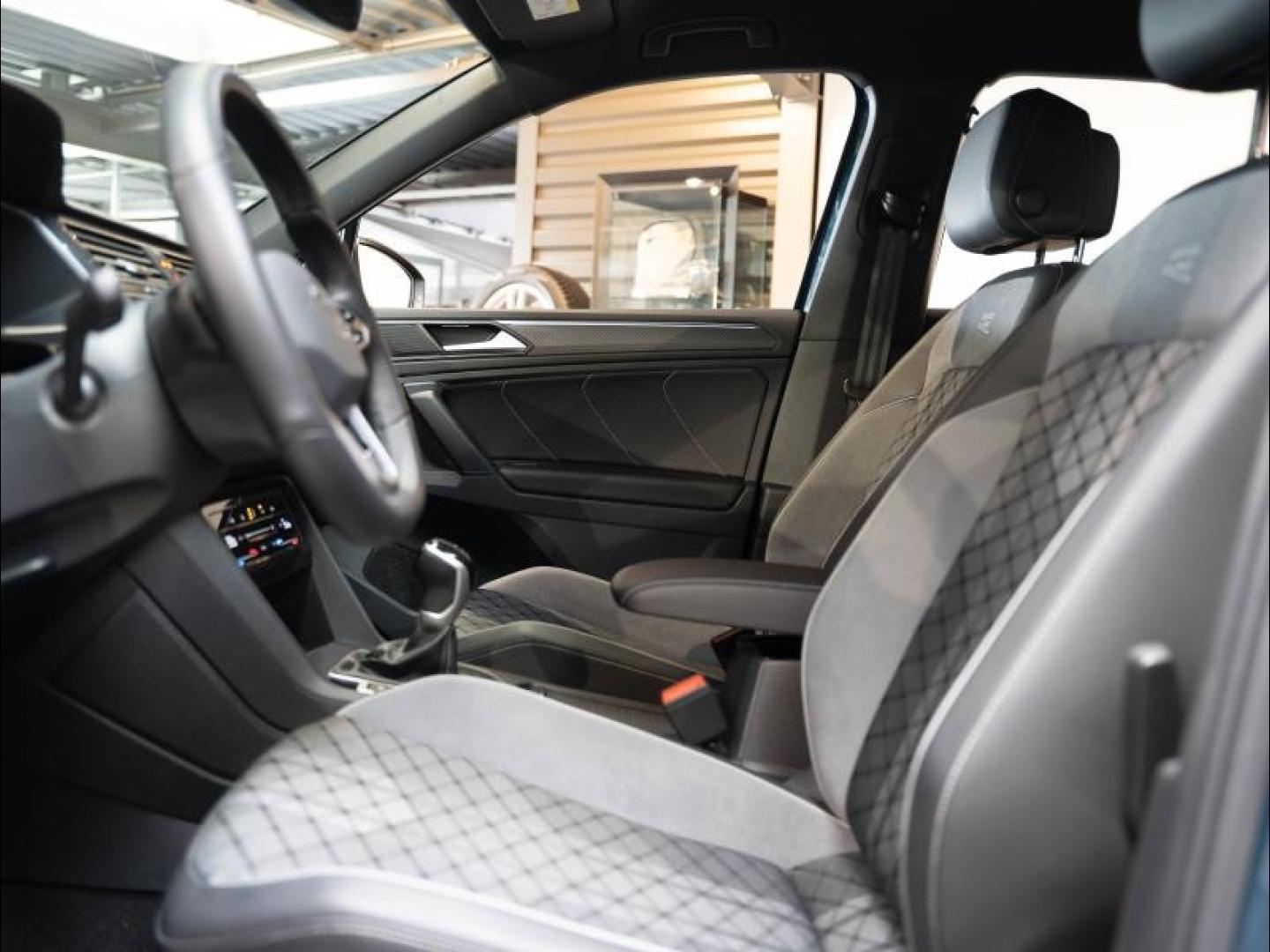 Voitures occasions VOLKSWAGEN TIGUAN R-Line Montélimar