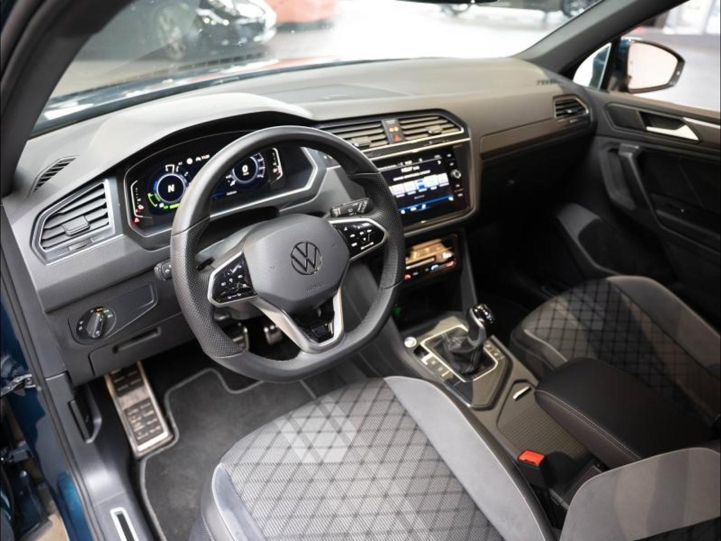 Voitures occasions VOLKSWAGEN TIGUAN R-Line Montélimar