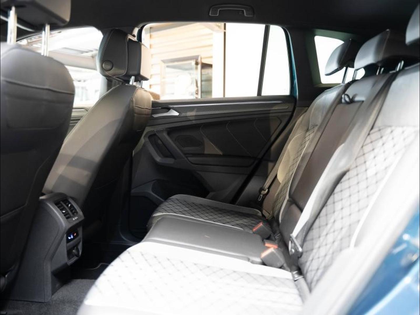 Voitures occasions VOLKSWAGEN TIGUAN R-Line Montélimar