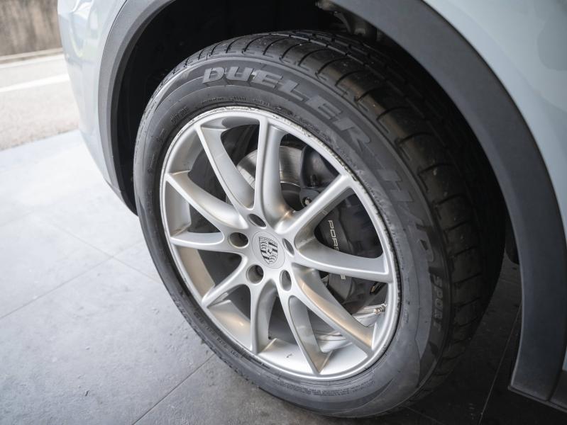 Voitures occasions PORSCHE CAYENNE E-Hybrid Montélimar
