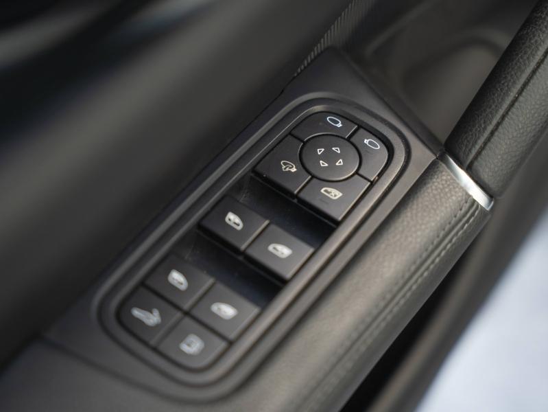 Voitures occasions PORSCHE CAYENNE E-Hybrid Montélimar