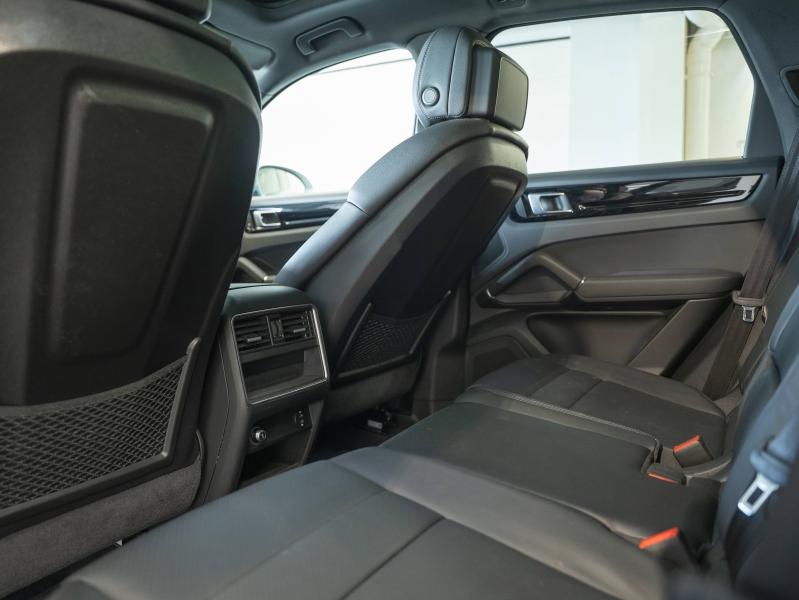 Voitures occasions PORSCHE CAYENNE E-Hybrid Montélimar