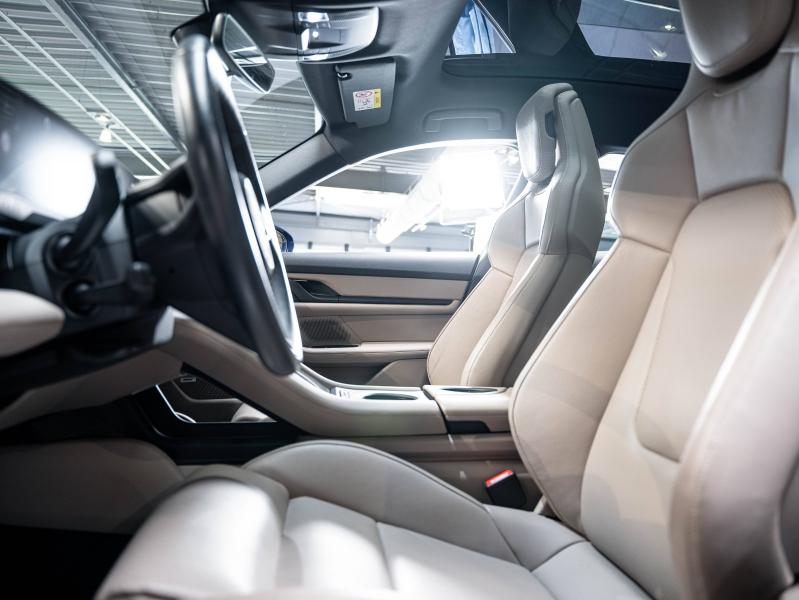 Voitures occasions PORSCHE Taycan Cross Turismo 4S Montélimar