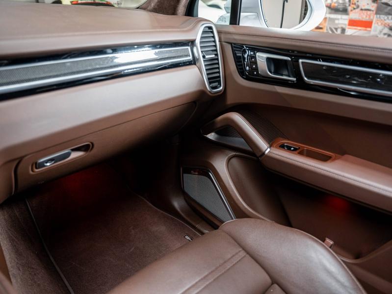 Voitures occasions PORSCHE CAYENNE Turbo S E-Hybrid Montélimar