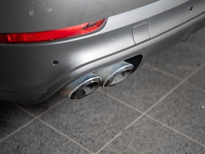 Voitures occasions PORSCHE CAYENNE E-Hybrid Montélimar