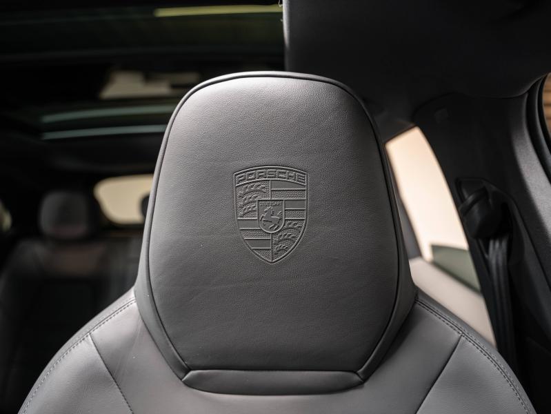 Voitures occasions PORSCHE CAYENNE E-Hybrid Montélimar