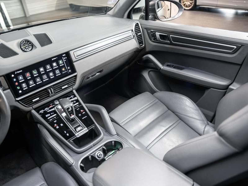 Voitures occasions PORSCHE CAYENNE E-Hybrid Montélimar