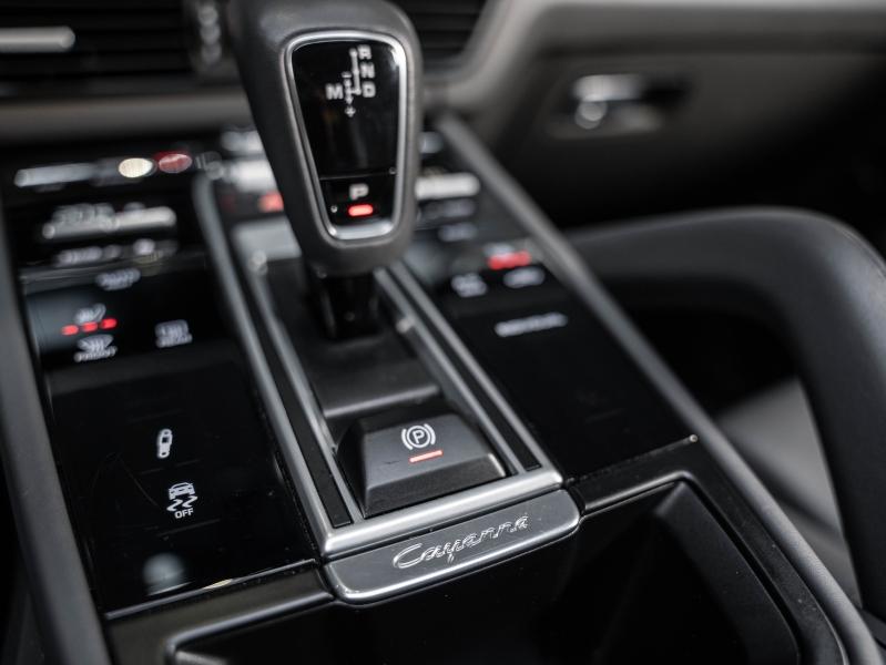 Voitures occasions PORSCHE CAYENNE E-Hybrid Montélimar