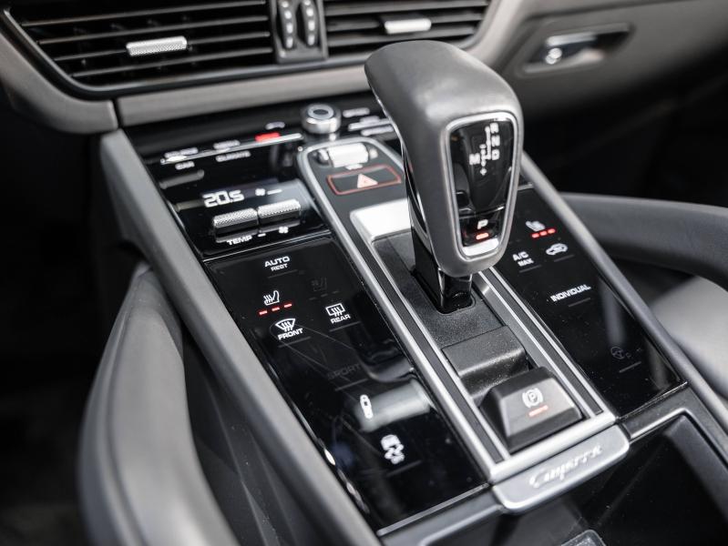 Voitures occasions PORSCHE CAYENNE E-Hybrid Montélimar