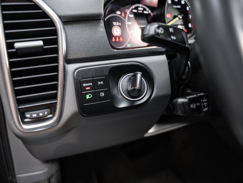 Voitures occasions PORSCHE CAYENNE E-Hybrid Montélimar