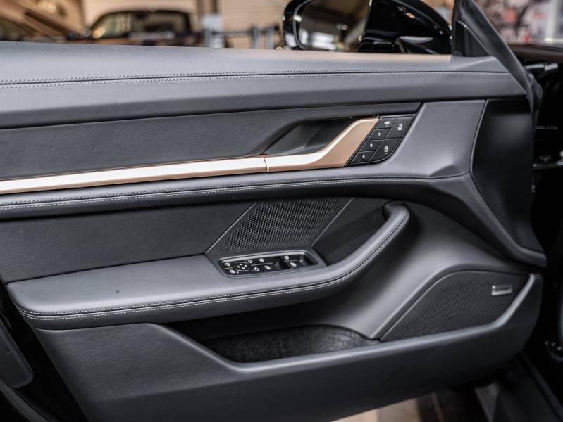 Voitures occasions PORSCHE Taycan Sport Turismo Turbo Montélimar