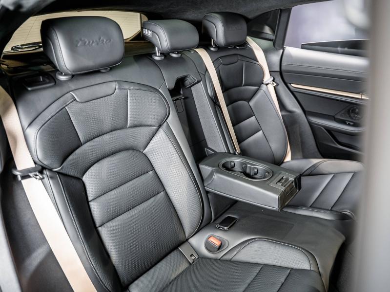 Voitures occasions PORSCHE Taycan Sport Turismo Turbo Montélimar