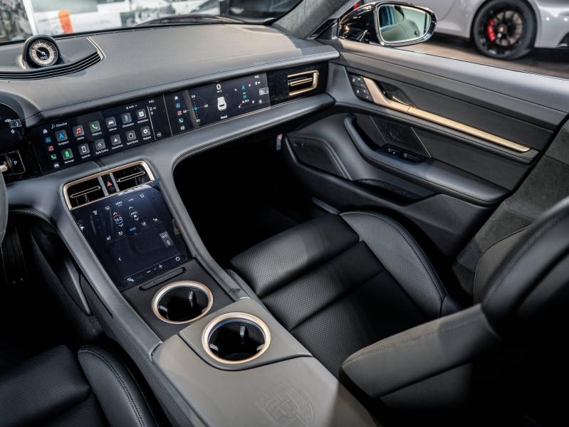 Voitures occasions PORSCHE Taycan Sport Turismo Turbo Montélimar