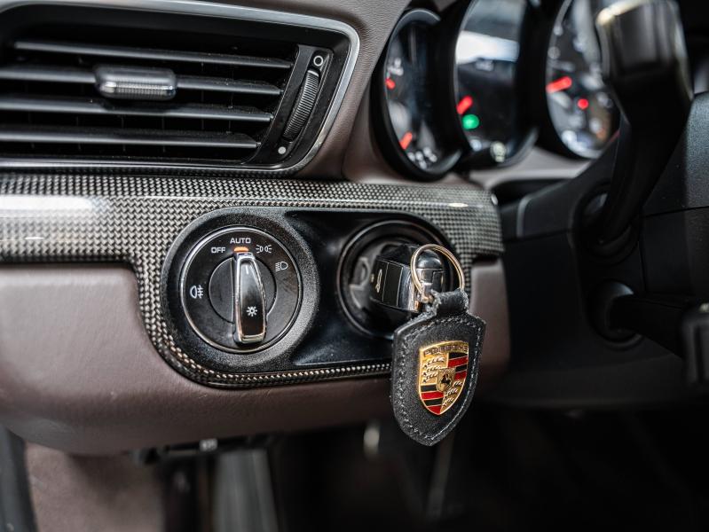 Voitures occasions PORSCHE 911 Coupe Carrera 4S Montélimar