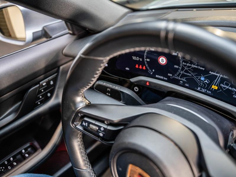 Voitures occasions PORSCHE Taycan Sport Turismo Base Montélimar