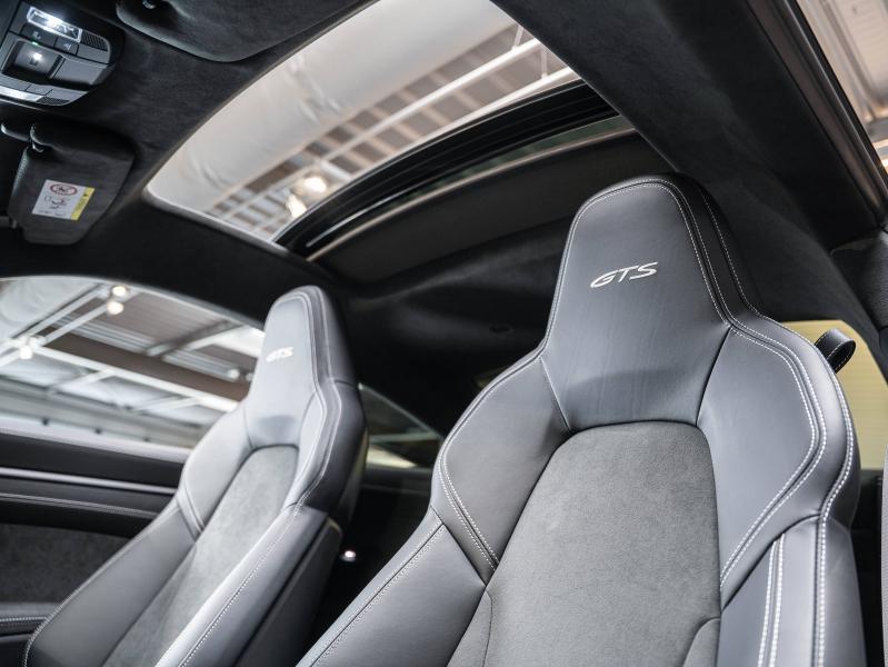 Voitures occasions PORSCHE 911 Coupe Carrera S Montélimar