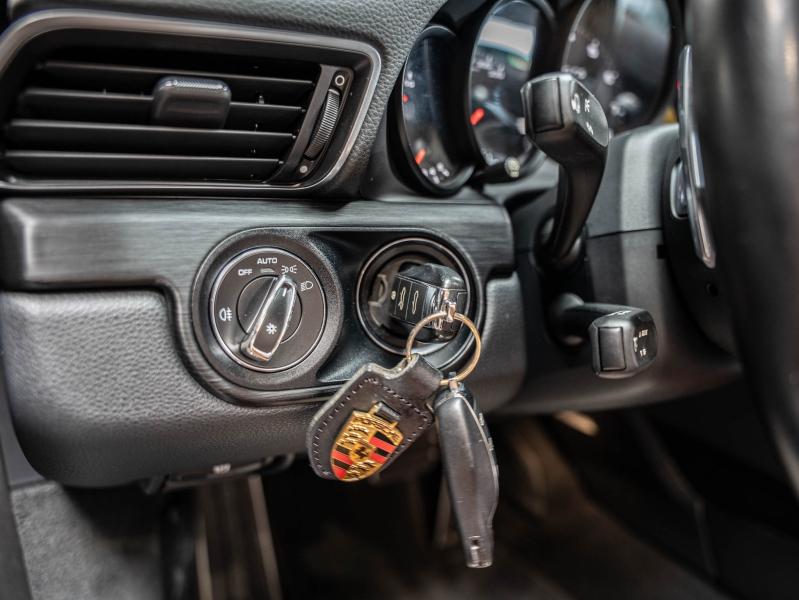 Voitures occasions PORSCHE 911 Cabriolet Carrera GTS Montélimar