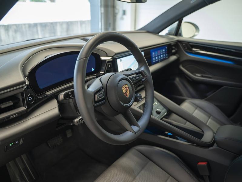 Voitures occasions PORSCHE MACAN 4 Montélimar