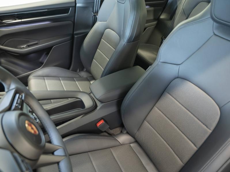 Voitures occasions PORSCHE MACAN 4 Montélimar