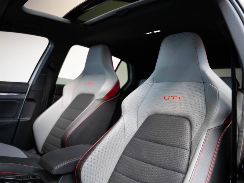 Voitures occasions VOLKSWAGEN GOLF GTI Clubsport Montélimar