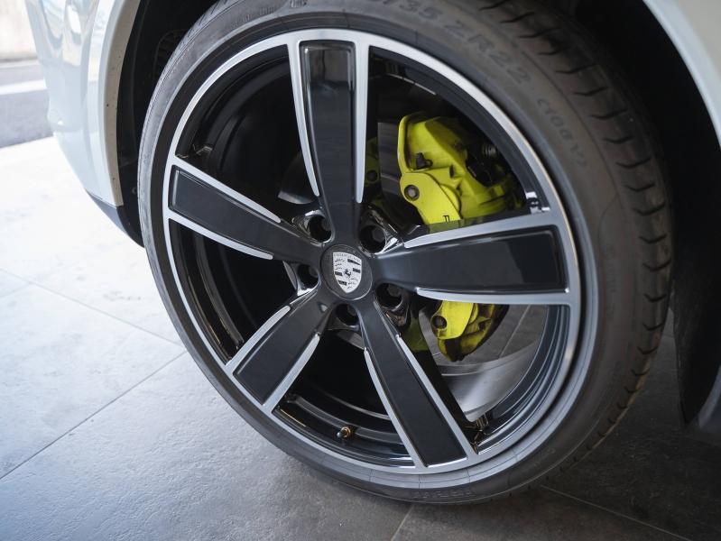 Voitures occasions PORSCHE Cayenne Coupe E-Hybrid Montélimar