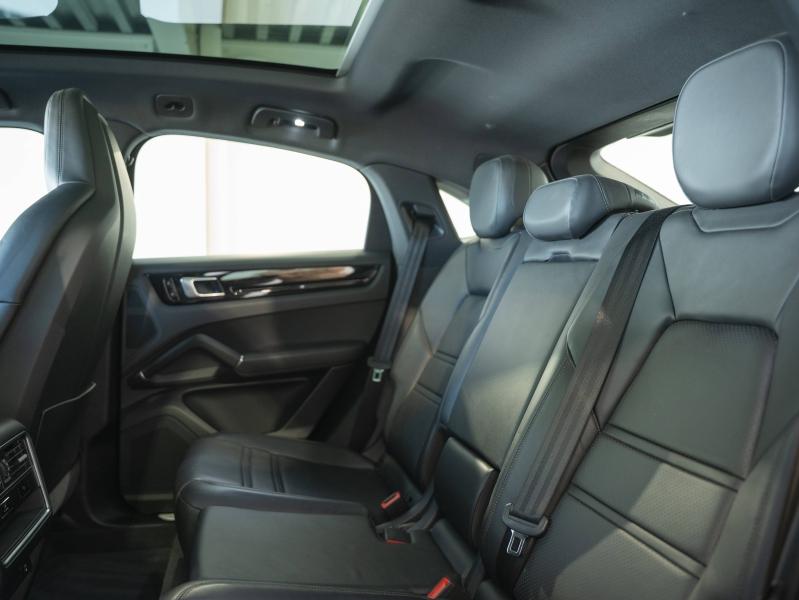 Voitures occasions PORSCHE Cayenne Coupe E-Hybrid Montélimar