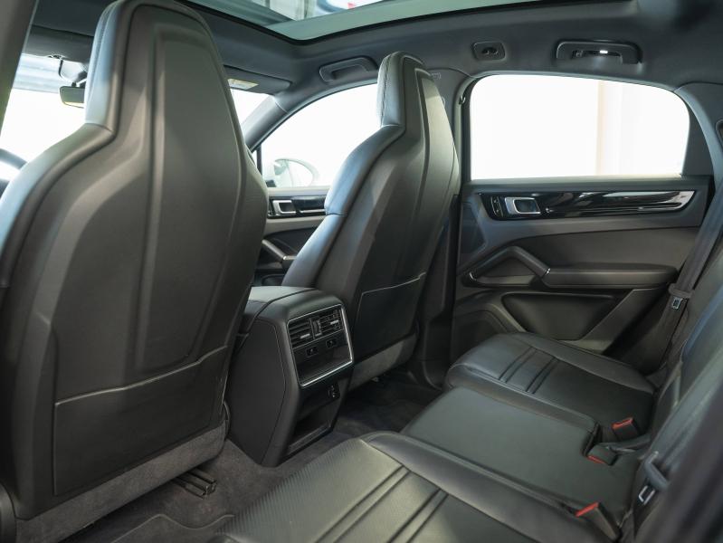 Voitures occasions PORSCHE Cayenne Coupe E-Hybrid Montélimar