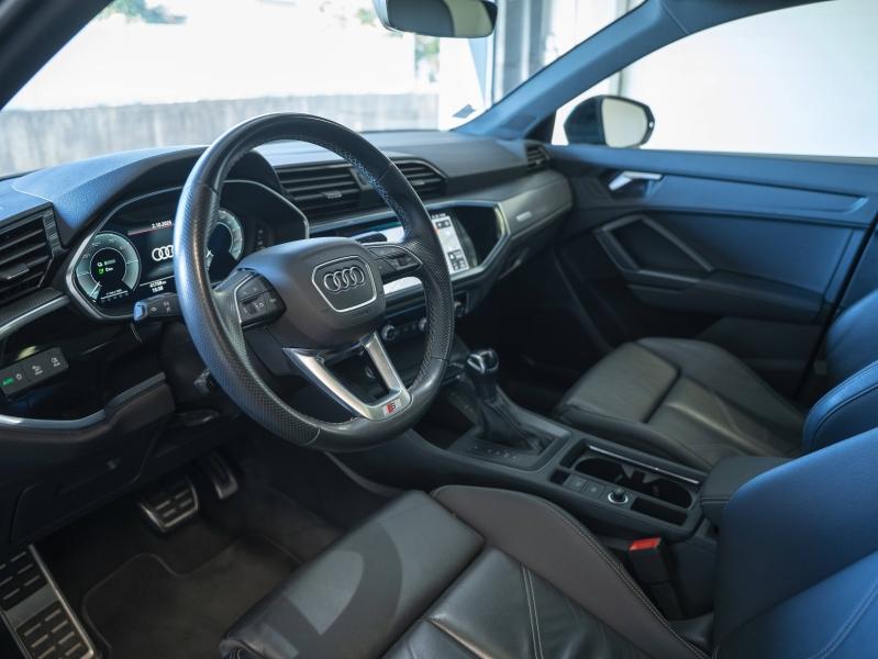 Voitures occasions Audi Q3 Sportback S line Montélimar