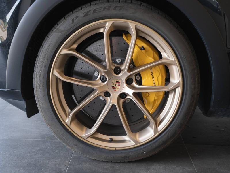 Voitures occasions PORSCHE Cayenne Coupe Turbo E-Hybrid Pk GT Montélimar