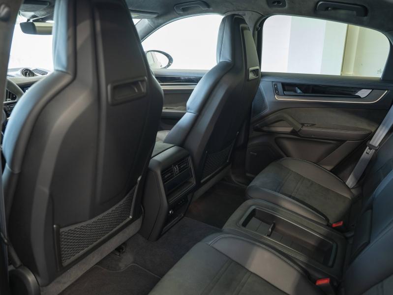 Voitures occasions PORSCHE Cayenne Coupe Turbo E-Hybrid Pk GT Montélimar