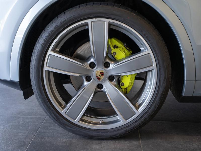 Voitures occasions PORSCHE CAYENNE E-Hybrid Montélimar