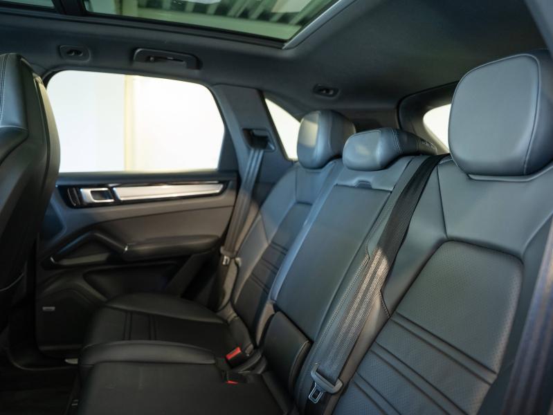 Voitures occasions PORSCHE CAYENNE E-Hybrid Montélimar