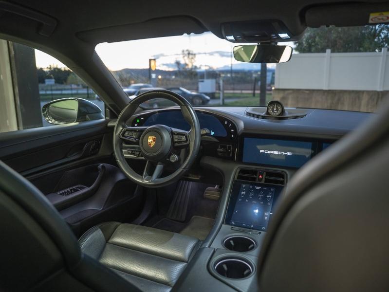 Voitures occasions PORSCHE Taycan 4S Montélimar