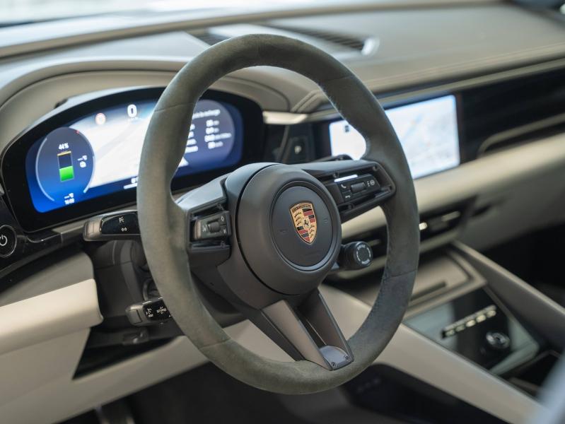 Voitures occasions PORSCHE MACAN 4S Montélimar