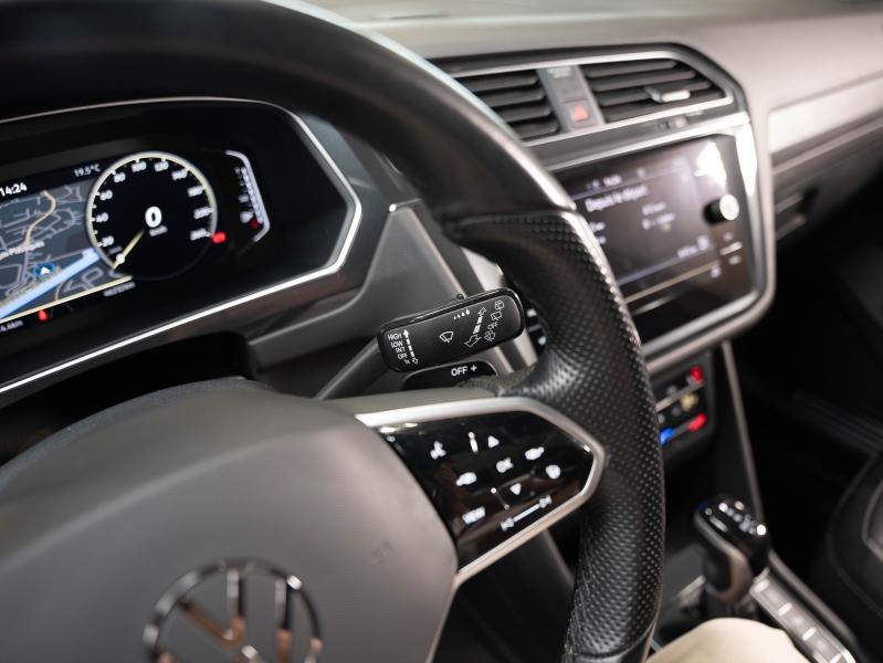 Voitures occasions VOLKSWAGEN TIGUAN R-Line Montélimar