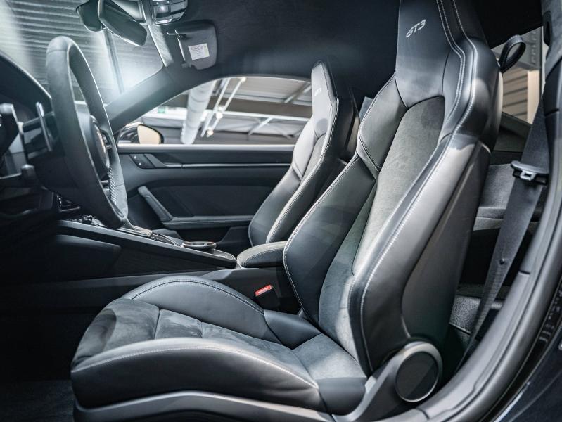 Voitures occasions PORSCHE 911 Coupe GT3 Montélimar