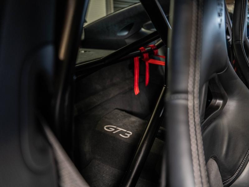 Voitures occasions PORSCHE 911 Coupe GT3 Montélimar