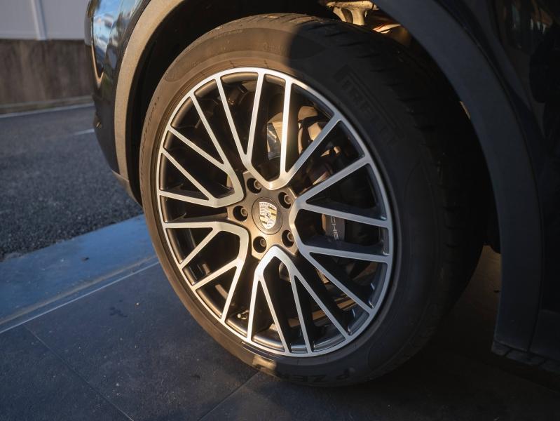 Voitures occasions PORSCHE CAYENNE E-Hybrid Montélimar