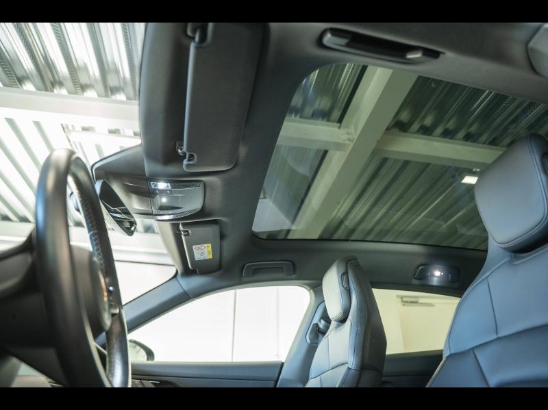 Voitures occasions PORSCHE Taycan Cross Turismo 4 Montélimar