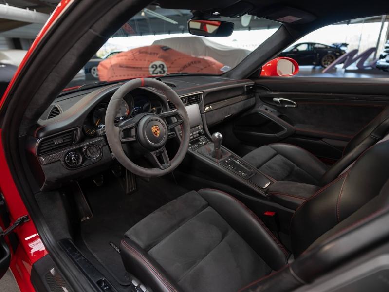 Voitures occasions PORSCHE 911 Coupe GT3 Montélimar