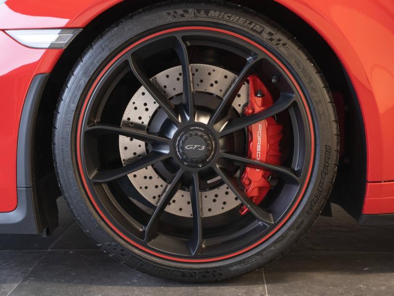 Voitures occasions PORSCHE 911 Coupe GT3 Montélimar