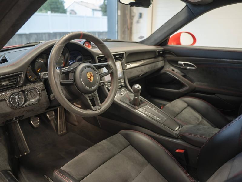 Voitures occasions PORSCHE 911 Coupe GT3 Montélimar