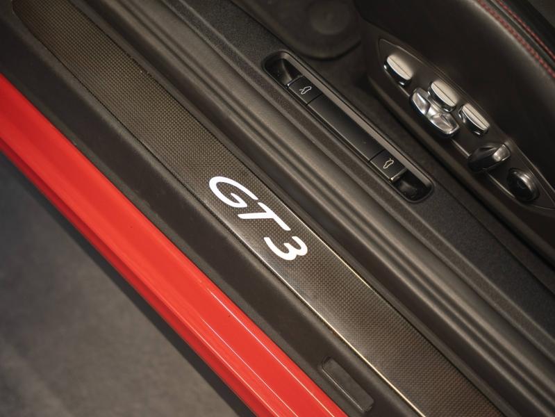 Voitures occasions PORSCHE 911 Coupe GT3 Montélimar