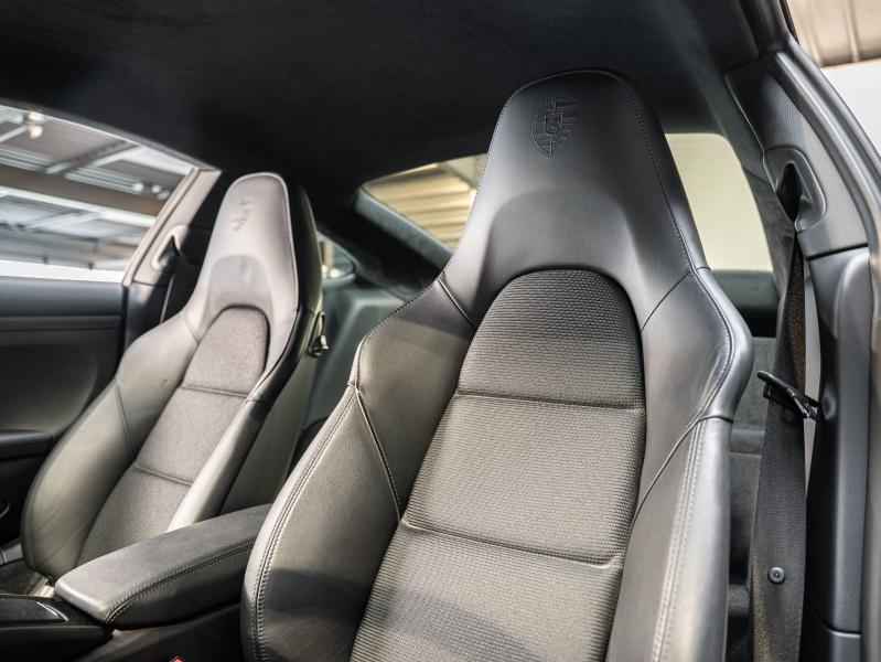 Voitures occasions PORSCHE 911 Coupe GT3 Montélimar