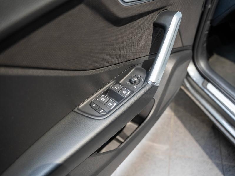 Voitures occasions Audi Q2 S line Montélimar