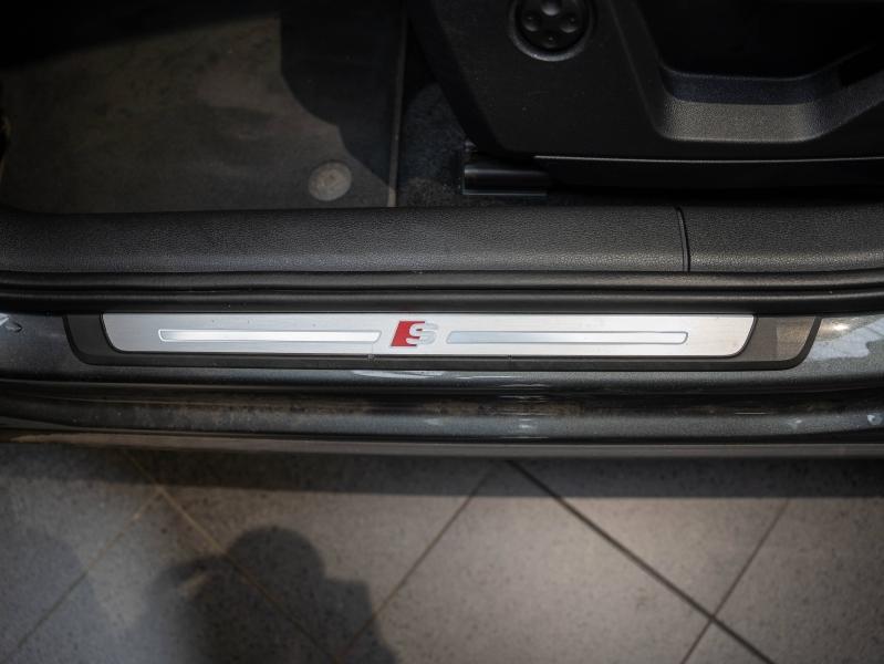 Voitures occasions Audi Q2 S line Montélimar
